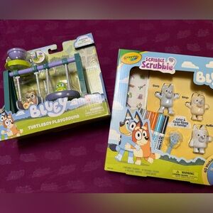 BLUEY TOY BUNDLE 
Turtle Boy playground and Scribble Scrubbies